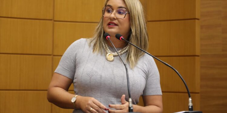 Kitty Lima elenca leis e ações que beneficiam as mulheres