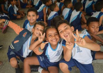 Aracaju 170 anos: Alunos da rede municipal participarão de turismo pedagógico para o Concurso de Artes Escolares