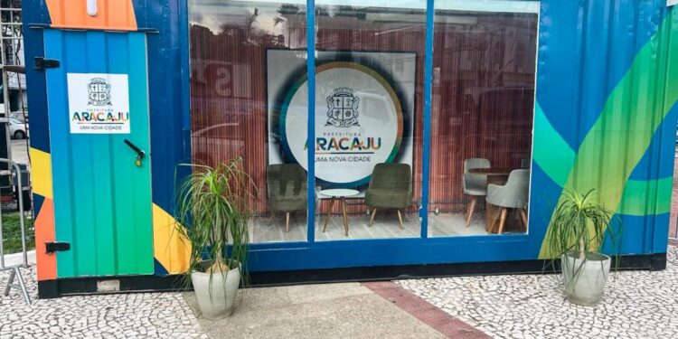 Prefeitura de Aracaju inaugura estúdio móvel para levar informação e serviços à população