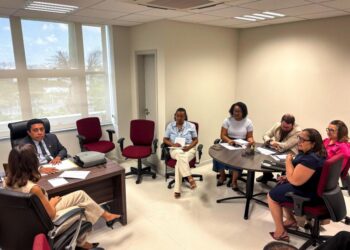 Educação de Aracaju e MP/SE firmam parceria para o Projeto Enxergando o Futuro nas escolas