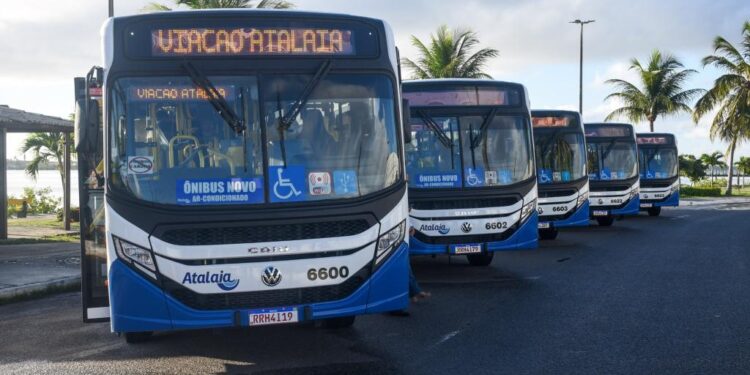 Prefeitura de Aracaju anuncia ônibus com ar-condicionado e Wi-Fi e inicia modernização da frota do transporte coletivo