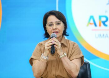 Prefeitura de Aracaju antecipa salários de março e paga mais de R$ 4 milhões em indenizações