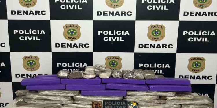 Polícia Militar prende suspeito e apreende 62 kg de maconha em Nossa Senhora do Socorro