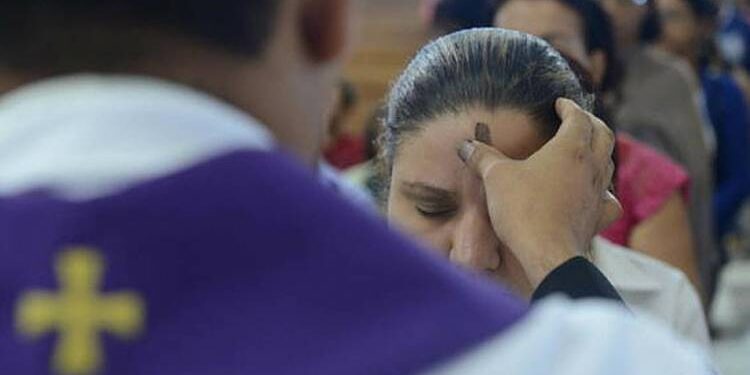 Igreja católica abre a Quaresma com 19 missas na cidade de Aracaju