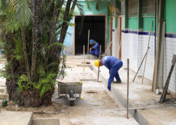 Obras em escolas da rede pública estadual continuam em ritmo acelerado em Aracaju