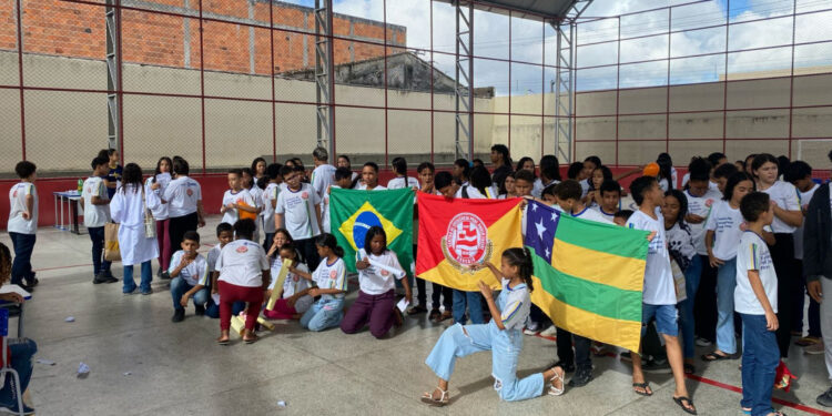 Centro de Excelência em Aracaju promove ação para conscientizar estudantes sobre convivência no ambiente escolar