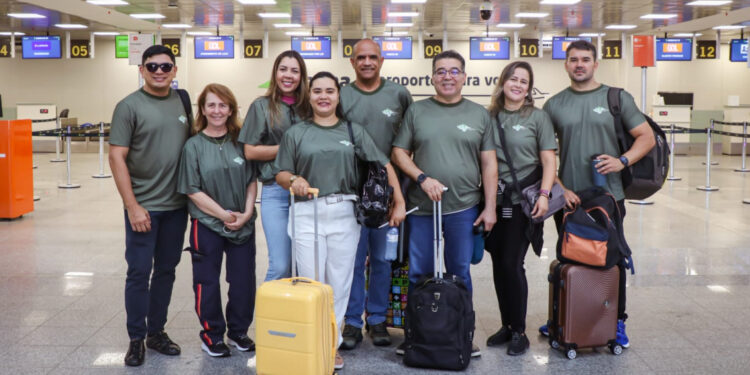 Sergipe envia 17 profissionais que atuam no centro de hidratação para vítimas da dengue em São Paulo
