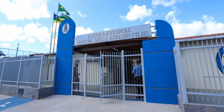 Governo de Sergipe investe na modernização e ampliação das escolas estaduais