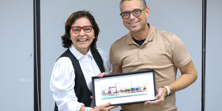 Fábio Mitidieri se reúne com Emília Corrêa para discutir alinhamento do calendário de eventos entre Sergipe e Aracaju