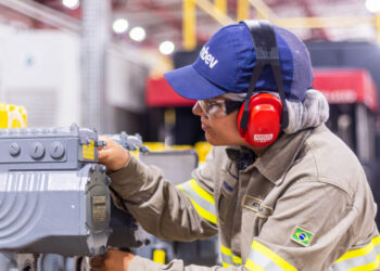 Mulheres conquistam espaço e protagonismo na indústria em Sergipe