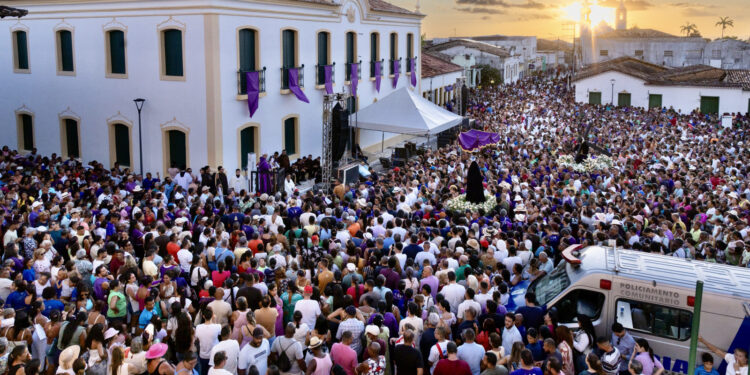Último dia da Romaria de Senhor dos Passos reúne milhares de fiéis no Centro Histórico de São Cristóvão