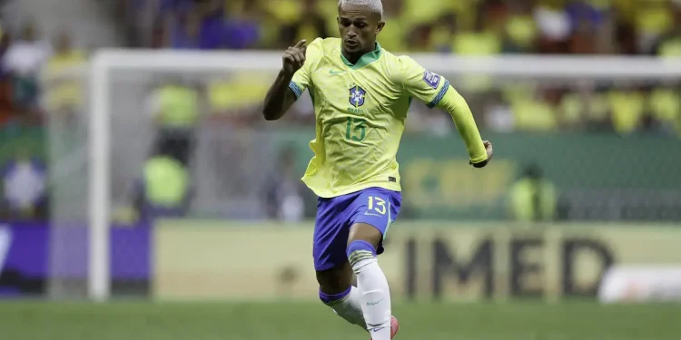 Seleção começa duelo contra Argentina com Wesley e Matheus Cunha