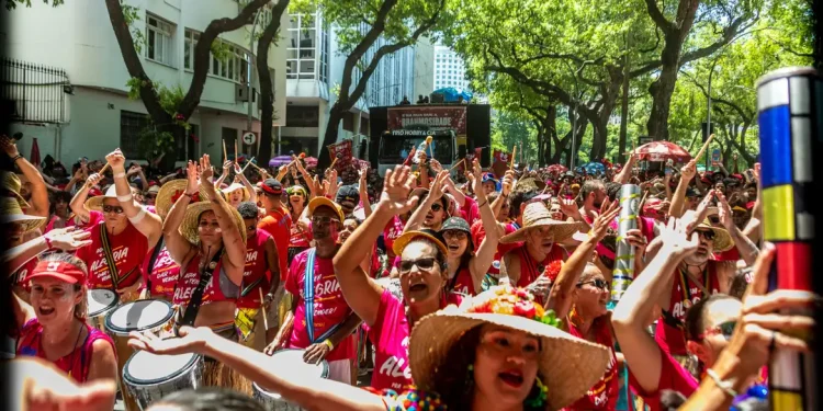 Mulheres ritmistas enfrentam preconceito como principal desafio