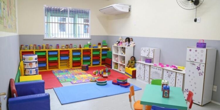 Matrículas em tempo integral passam de 18% para 23%