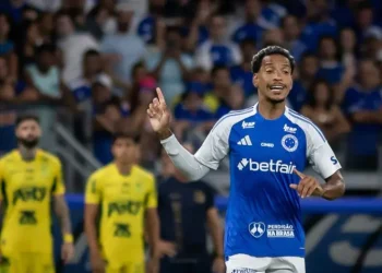 Pedro Lourenço sela futuro de Matheus Pereira e manda forte recado no Cruzeiro: “Vai embora”