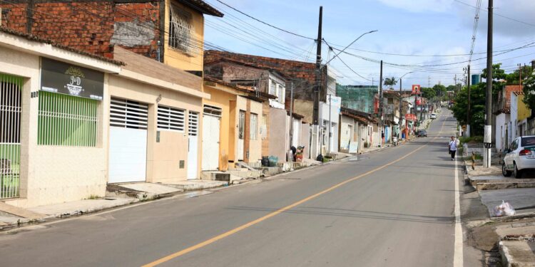 Tapete de asfalto: recapeamento transforma principal avenida do Jardim, em Socorro