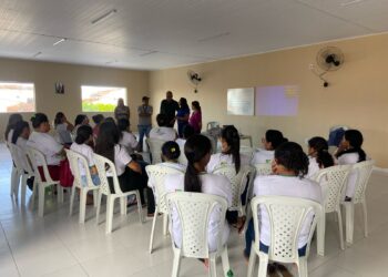 Prefeitura de Lagarto participa de bate-papo com alunas do curso de Operador de Resíduos Sólidos do Programa Mulheres Mil