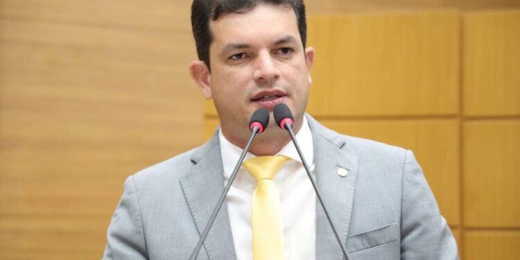 Paulo Junior faz alerta para o impacto da saída do Grupo Progresso do transporte público
