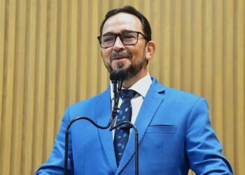 Fábio Meireles mostra preocupação com o ecossistema manguezal e cobra ação da Sema