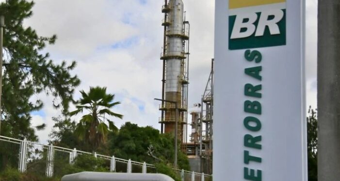 Petrobras vai contratar empresa para produzir fertilizantes em SE
