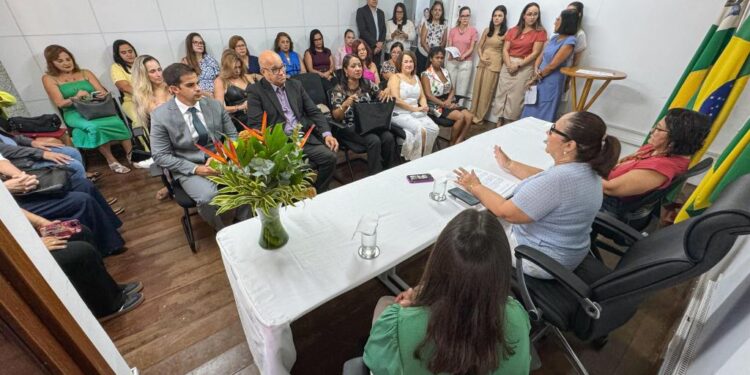 Prefeitura de Aracaju: Conselho Municipal da Educação empossa novos conselheiros