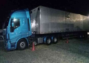 Polícia Militar apreende carga de cigarros em Cristinápolis