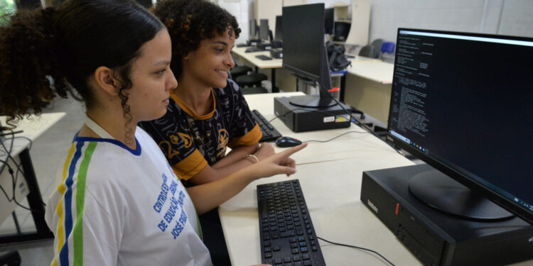 Procura pela Educação Profissional e Tecnológica cresce em Sergipe