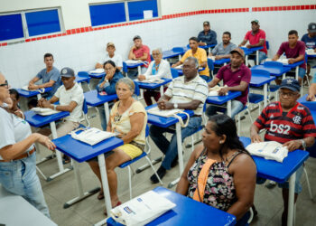 Programa Alfabetiza Sergipe amplia acesso à educação a mais de quatro mil pessoas em todo o estado