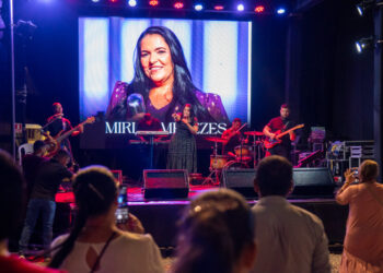 Shows na Vila da Páscoa atraem e encantam visitantes em Aracaju