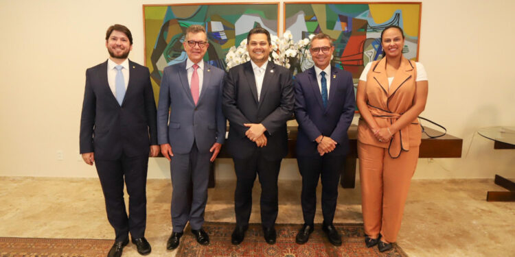 Fábio Mitidieri discute projeto que propõe alterações na Lei de Responsabilidade Fiscal com presidente do Senado