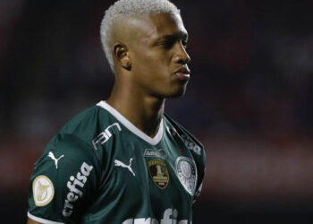 Gigante do Brasileirão pode fechar com o meio-campista Danilo, do Nottingham Forest