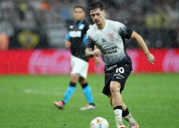 Rodrigo Garro pode deixar o Corinthians para jogar o Mundial em outro gigante