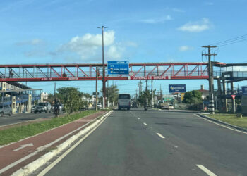 Avenida Tancredo Neves será parcialmente interditada devido à obra na passarela do Detran/SE