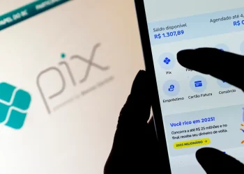 Pix cresce 52% ante 2023 e segue como meio de pagamento mais utilizado, diz Febraban