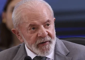 Desaprovação de Lula aumenta e chega a 53,7%, diz Atlas