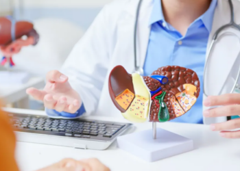 62% dos brasileiros se preocupam com gordura no fígado, diz Datafolha