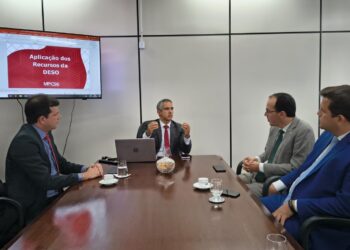 Procurador-geral de Contas mostra diagnóstico dos recursos da outorga do saneamento para deputados estaduais