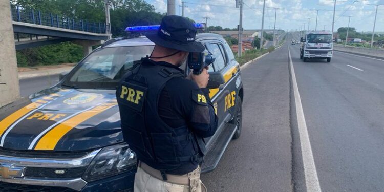 Número de infrações dispara 39% nas rodovias federais em 2025