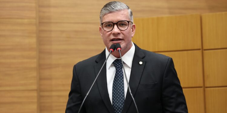 Cristiano Cavalcante destaca protagonismo de Sergipe em missão internacional na Itália