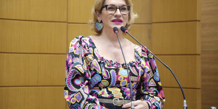 Linda Brasil fala sobre transtornos causados pelas fortes chuvas em SE