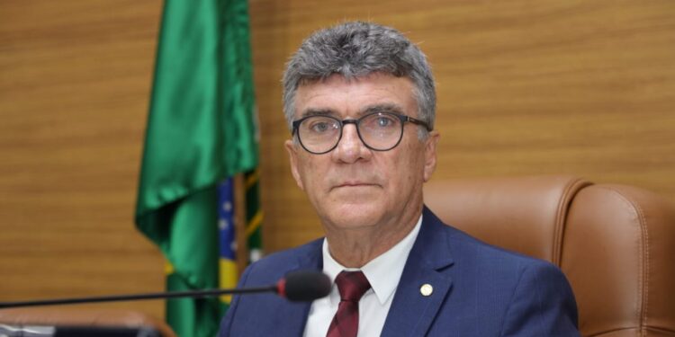 Garibalde Mendonça assume interinamente a presidência da Assembleia Legislativa