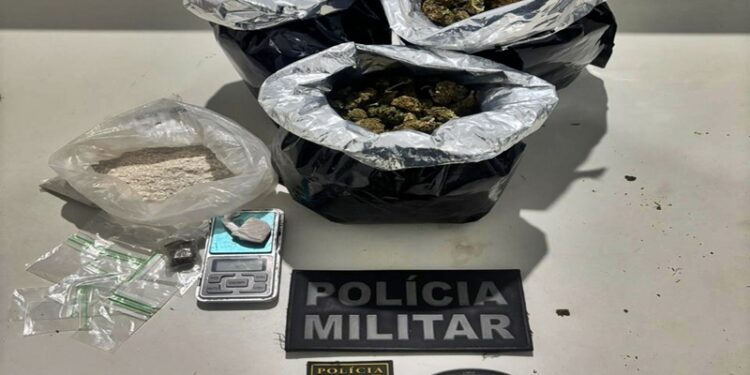PM prende homem por suspeita de tráfico de drogas na Zona Norte da capital