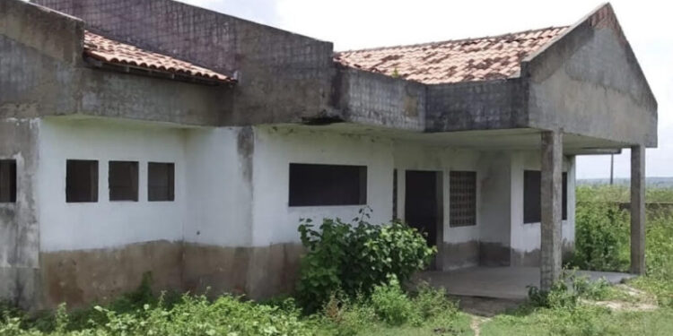 TCE homologa Termo de Ajustamento de Gestão para conclusão de escola em Propriá