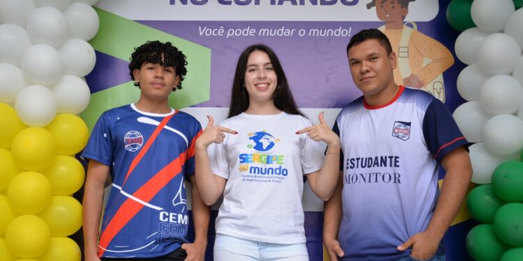 Alunos do agreste sergipano assumem protagonismo estudantil no evento ‘Estudantes no Comando’