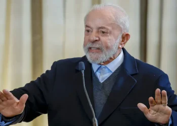 Nenhum aposentado terá prejuízo, diz Lula sobre descontos indevidos