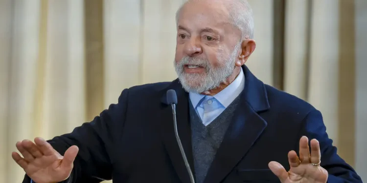 Nenhum aposentado terá prejuízo, diz Lula sobre descontos indevidos