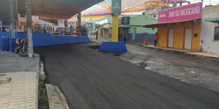 Emurb inicia pavimentação asfáltica em várias ruas do bairro Industrial