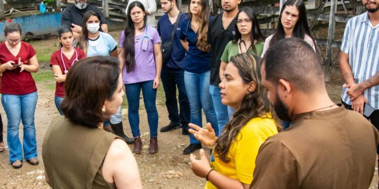 Prefeita Emília prestigia aula prática de estudantes de Medicina Veterinária no Centro de Apreensões de Animais da Emsurb