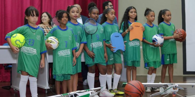 Parceria entre Educação de Aracaju e UFS contempla 150 alunos para a prática de esportes