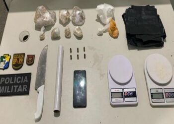 PM prende mulher por suspeita de tráfico de drogas em São Cristóvão